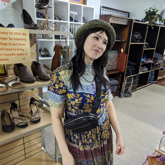 Meet your Posher, Allison - Picture 4 of 5